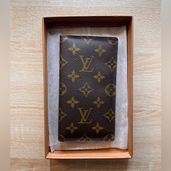 Louis Vuitton Monogram Brown Bifold Wallet/Organizer - Picture 2 of 15